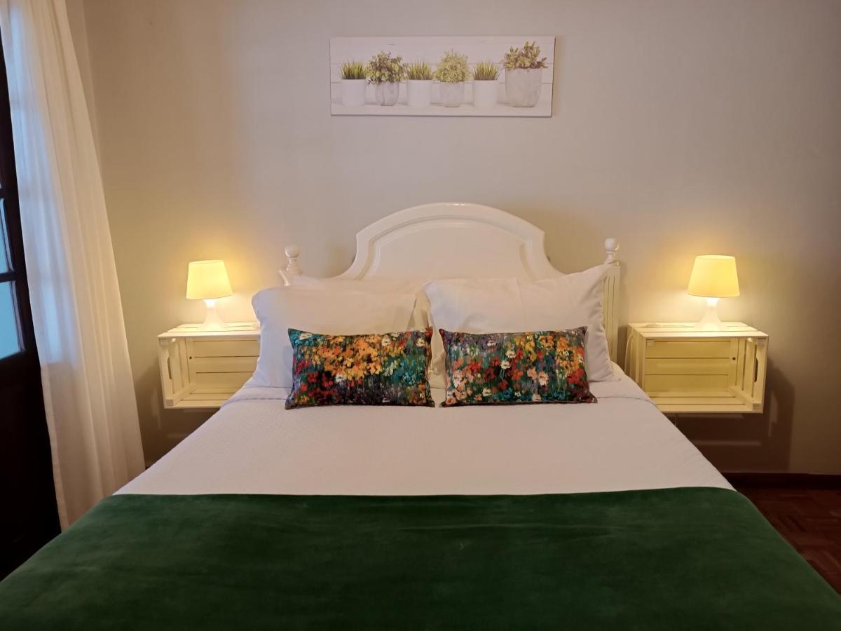 Sao Miguel Do Geres Hotel Eksteriør billede